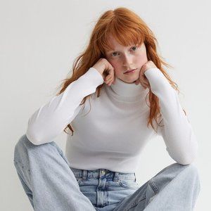 White Rib-knit Turtleneck Sweater